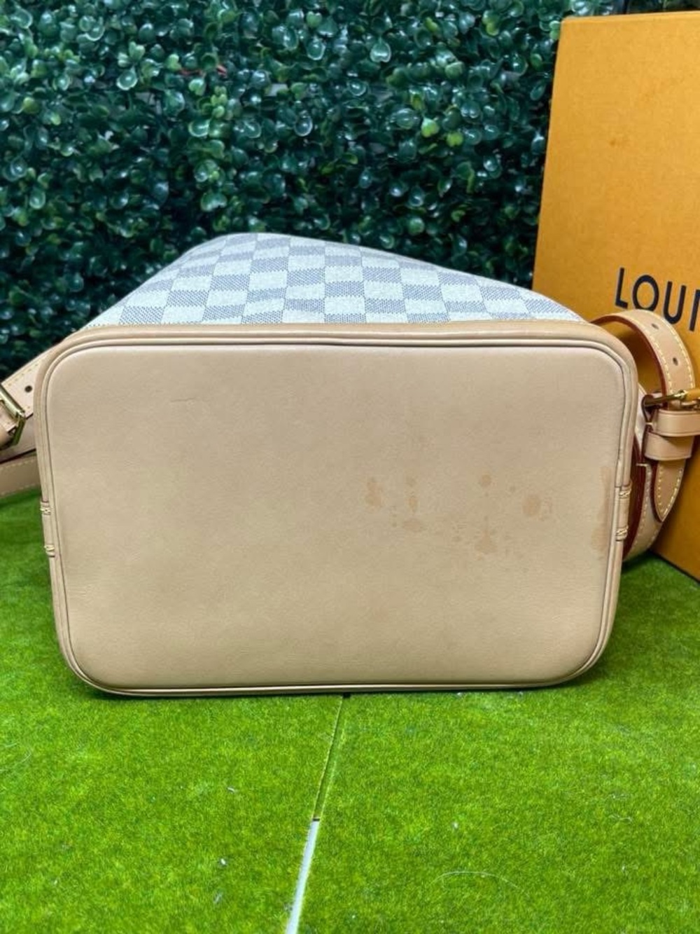 Authentic LV Damier Azur Noe BB - Picture 10 of 16